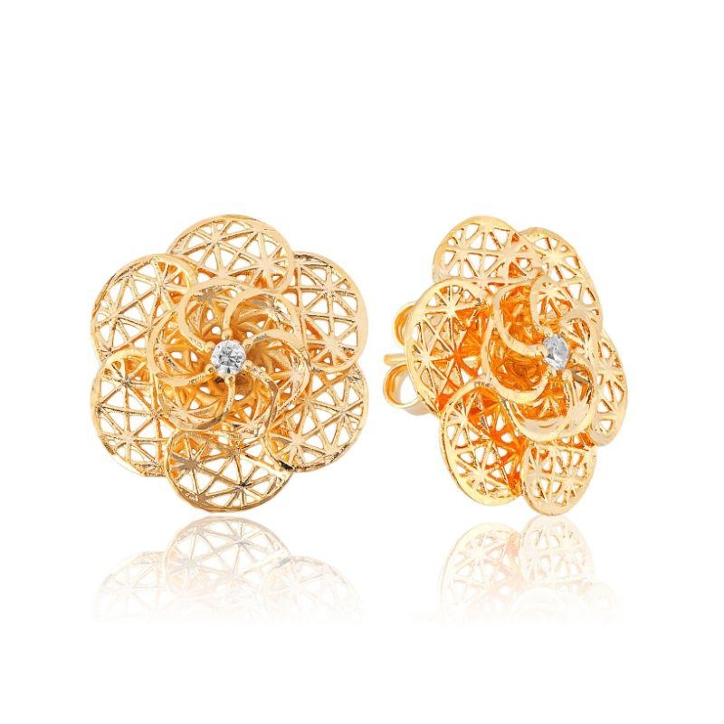 Brinco flor rendada com ponto de luz