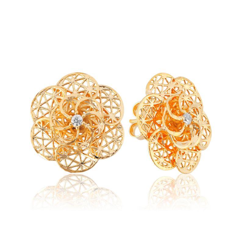 Brinco flor rendada com ponto de luz